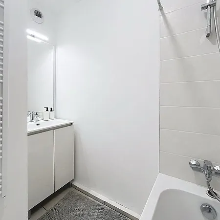 Cosy A Apartment